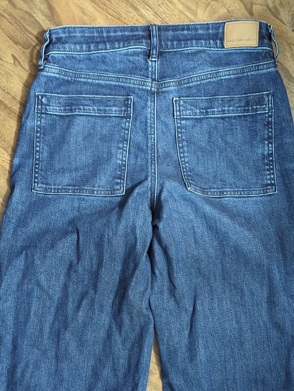 American Eagle Super High Rise Baggy Wide Leg Jeans - Picture 5 of 10